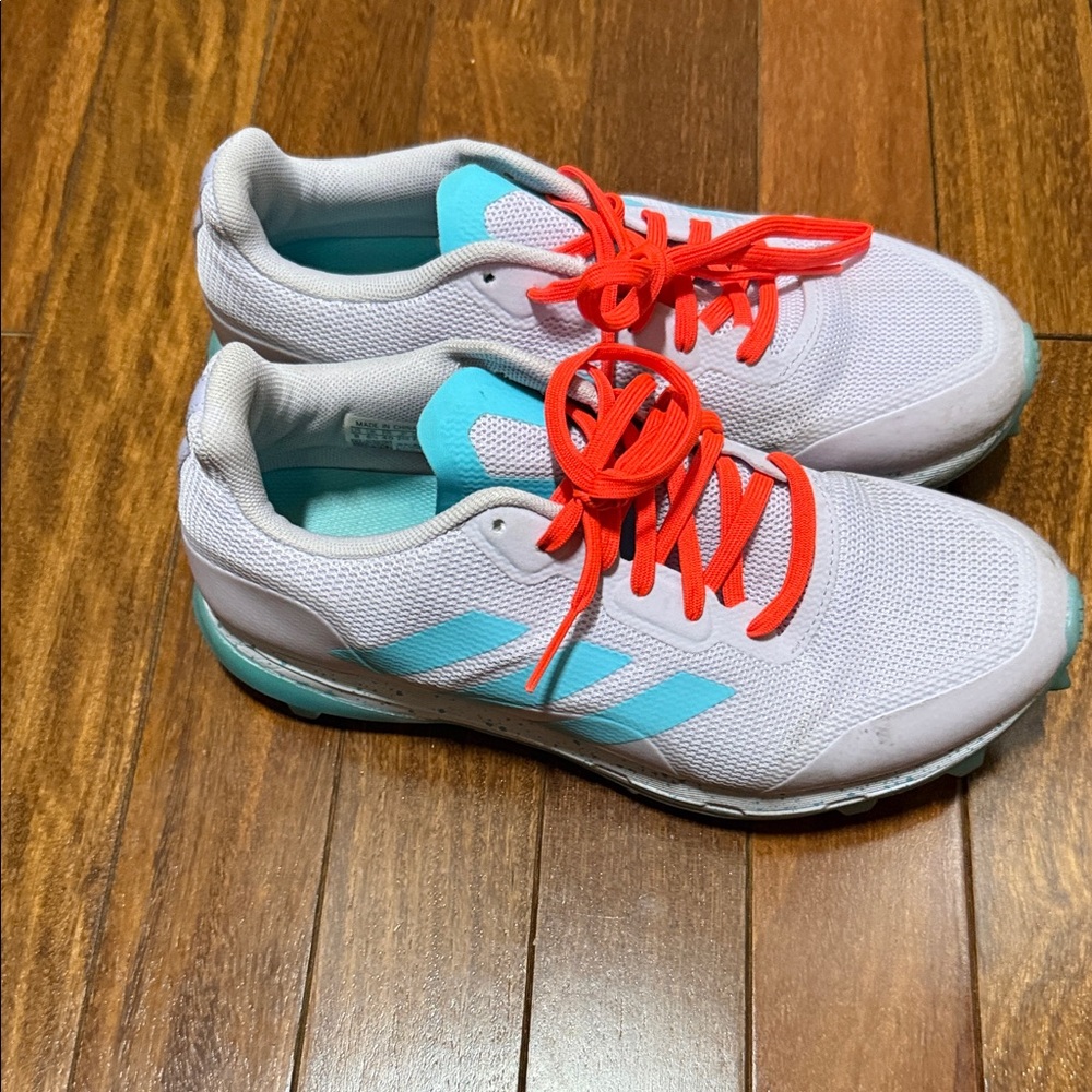Adidas field hockey turf Sneakers size 8